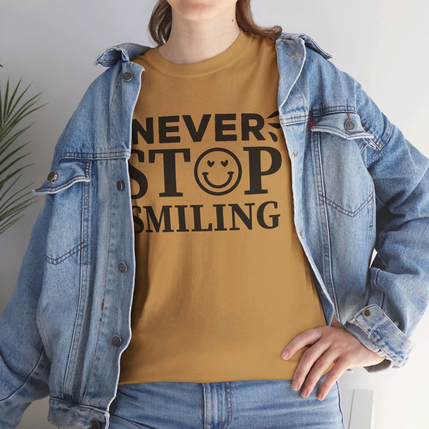 Never Stop Smiling - T-Shirt