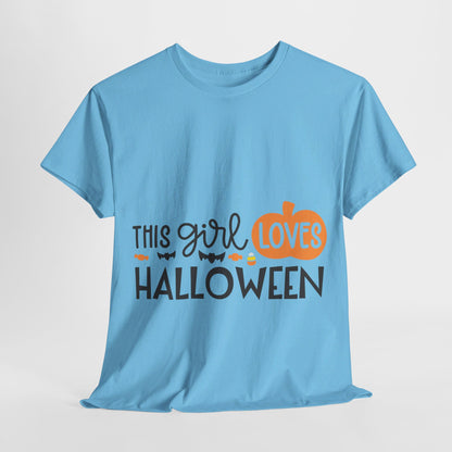 This girl loves halloween - T-Shirt