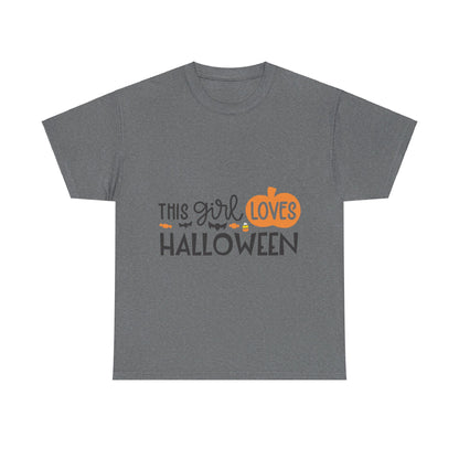 This girl loves halloween - T-Shirt