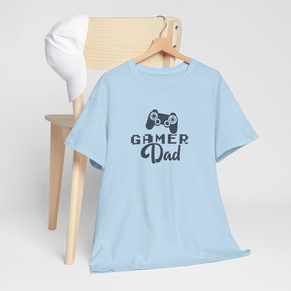 Gamer Dad, Controller in Hand - T-Shirt