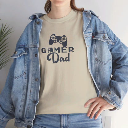 Gamer Dad, Controller in Hand - T-Shirt