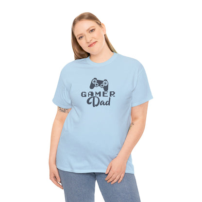 Gamer Dad, Controller in Hand - T-Shirt