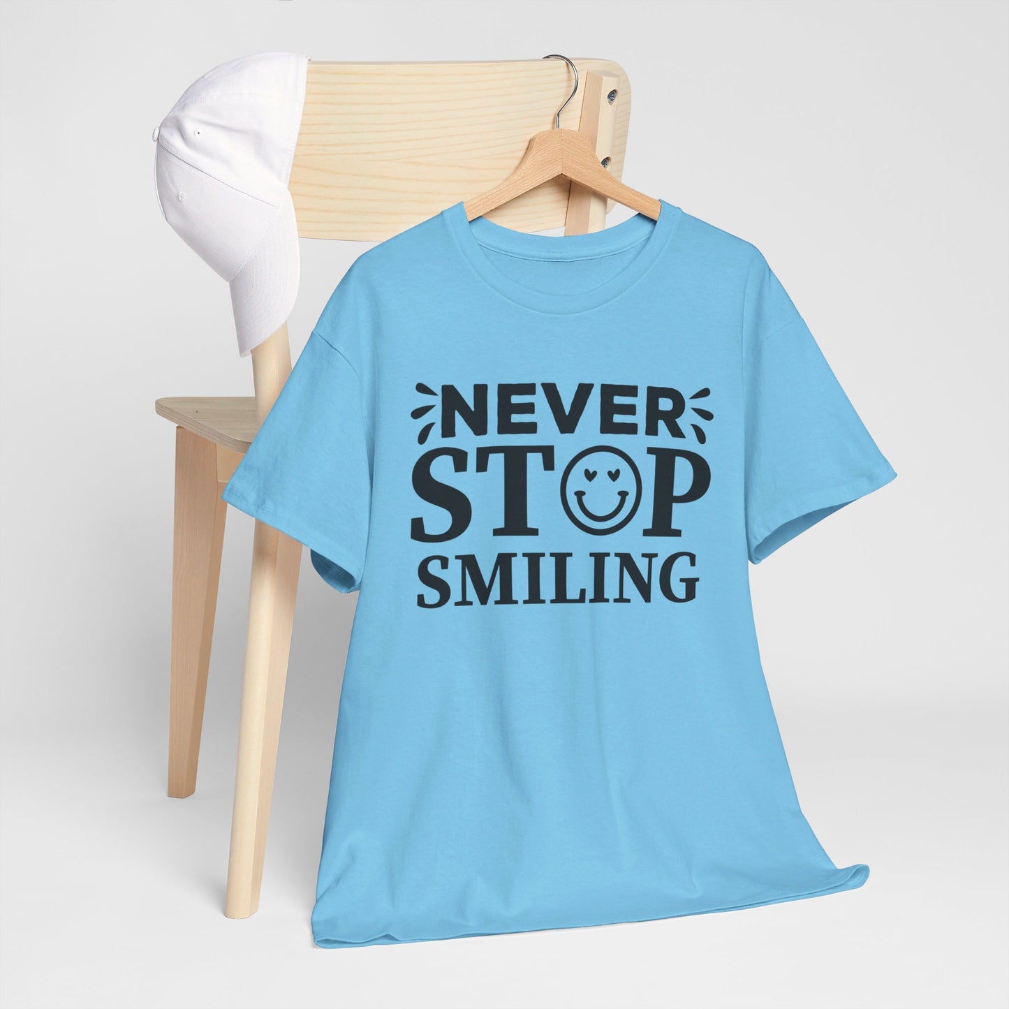 Never Stop Smiling - T-Shirt