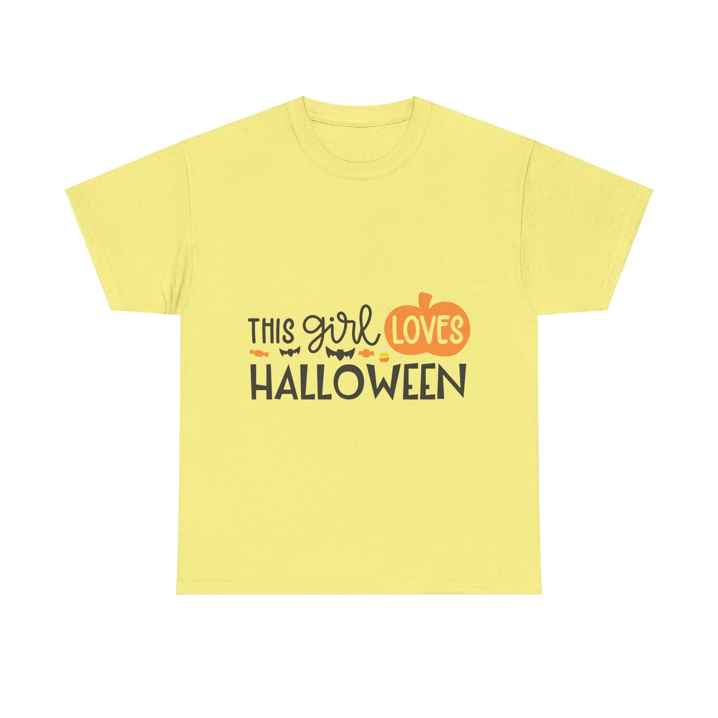 This girl loves halloween - T-Shirt