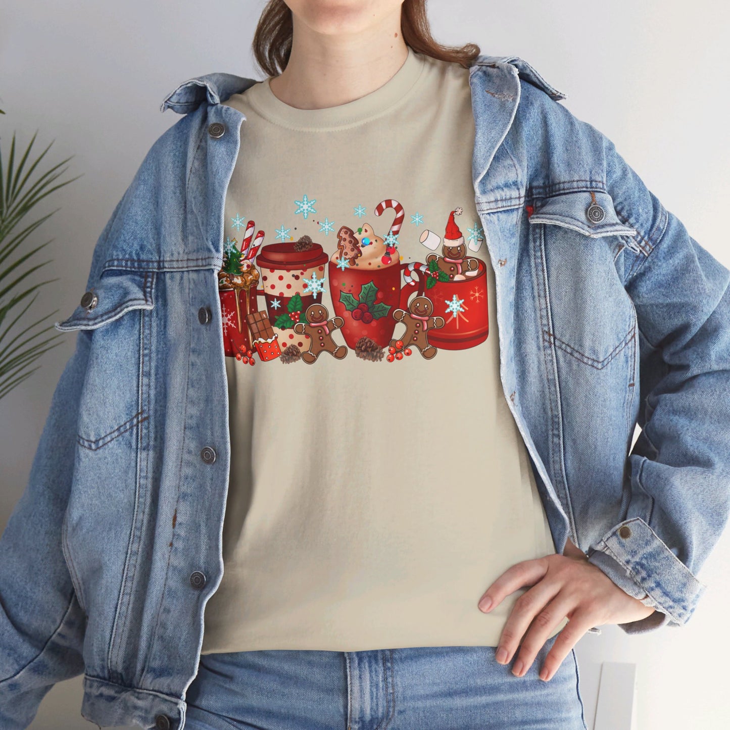 Christmas Cocoa & Gingerbread Delight - T-Shirt