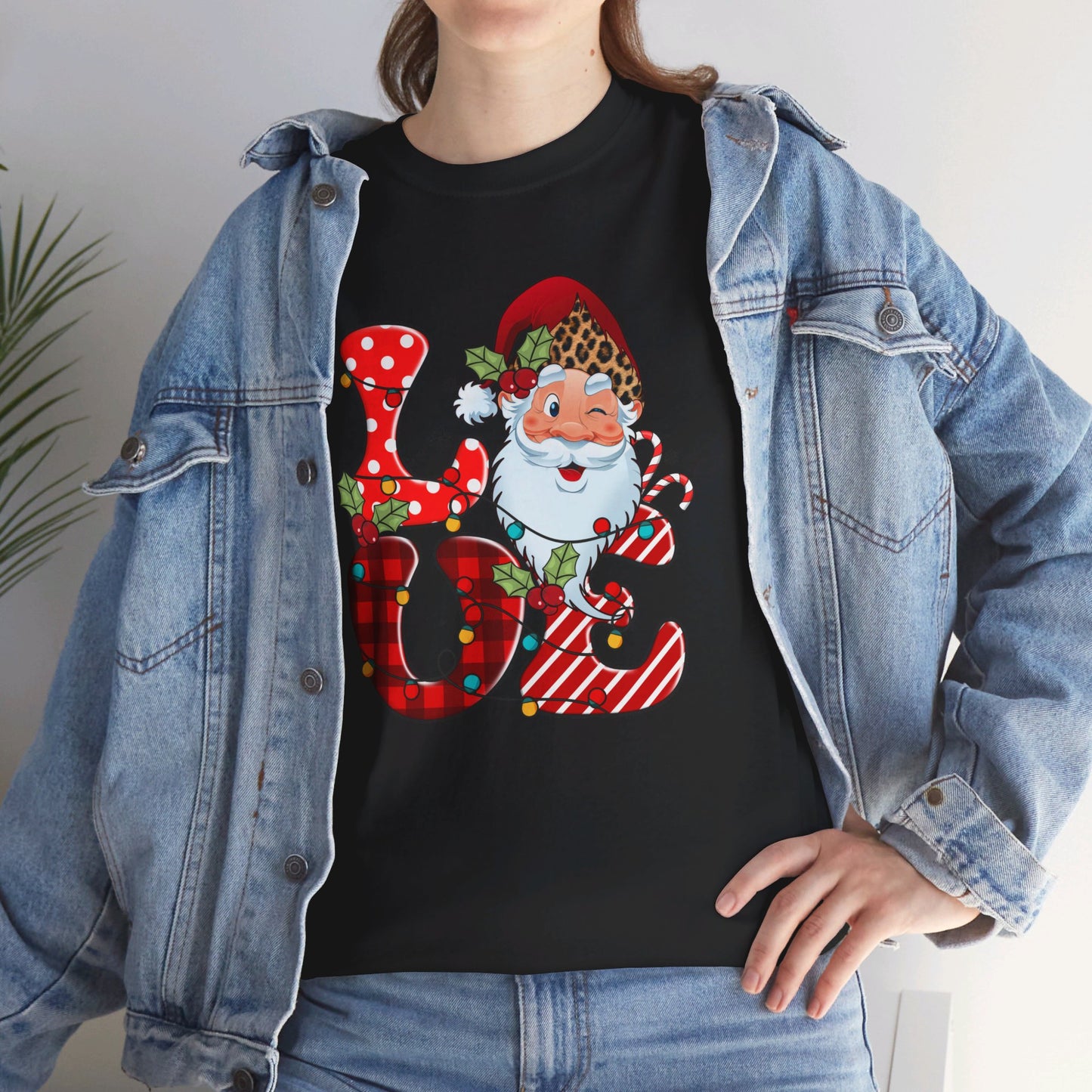 Festive Santa LOVE - T-Shirt