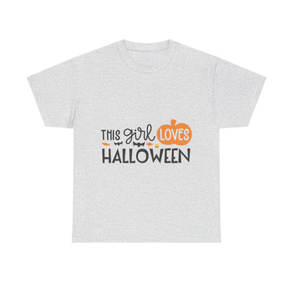 This girl loves halloween - T-Shirt