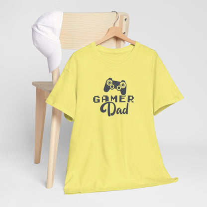 Gamer Dad, Controller in Hand - T-Shirt